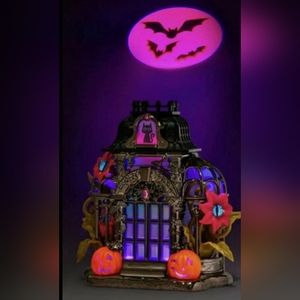 Bath and body works Halloween plug in